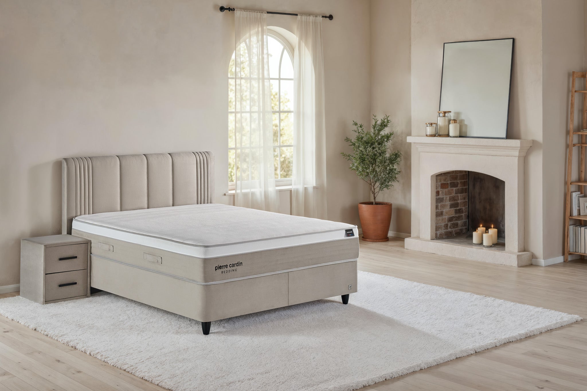 Pierre Cardin Voyage Yatak Baza Başlık Seti