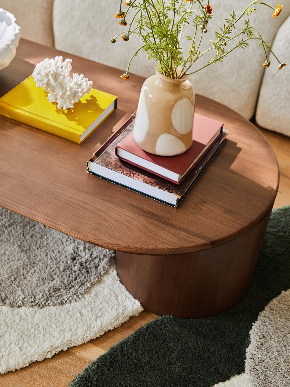 Polo Oval Ahşap Orta Sehpa Koyu Meşe