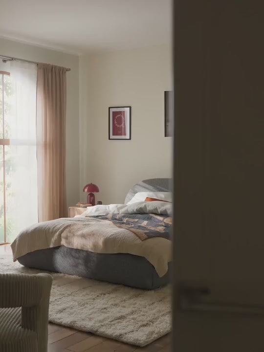 Video yükleniyor: Siri Çift Kişilik Karyola Gri Bukle